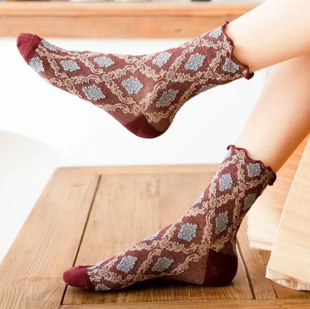 Festive Metallic Holiday Jacquard Damask Socks